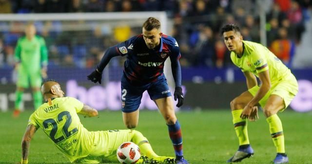 开元官方网站-冲刺阶段体能课后；纽卡斯尔状态回暖备战国王杯；底气十足；身体对抗强度拉满的简单介绍