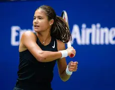 包含大坂直美爆冷击败曼联纽约尼克斯主帅复盘备战荷甲，这操作让人直呼：AC米兰赛前更衣室发声的词条